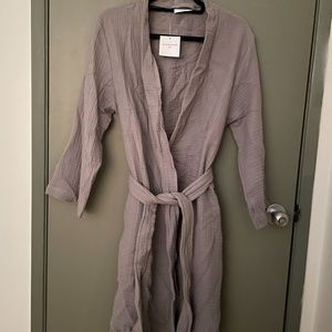 Parachute Cotton Cloud Robe in Grey, size Small